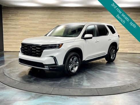 Used 2025 Honda Pilot EX-L image 9