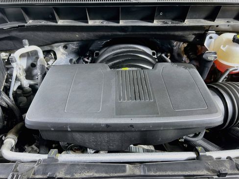 Used 2024 Chevrolet Silverado 1500 LTZ AWD/4WD image 29