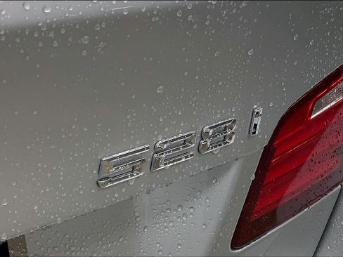 Used 2015 BMW 528i Sedan image 14