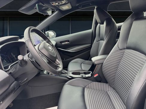 Used 2024 Toyota Corolla XSE image 2