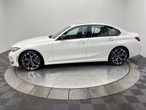 Used 2025 BMW 330i xDrive 330i xDrive w/ M Sport Package image 16