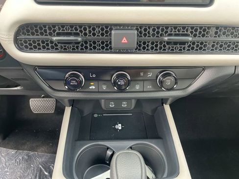 New 2026 Honda HR-V LX image 18