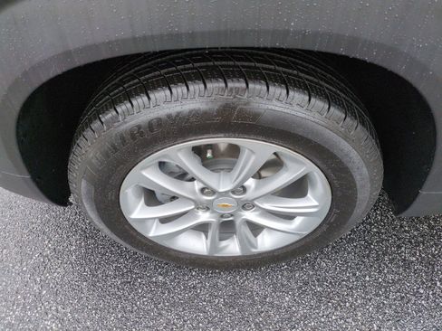 Used 2024 Chevrolet TrailBlazer LS w/ LS Convenience Package FWD image 12