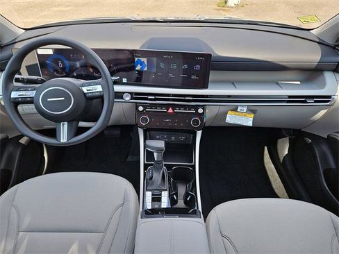 New 2026 Hyundai Tucson SEL image 9