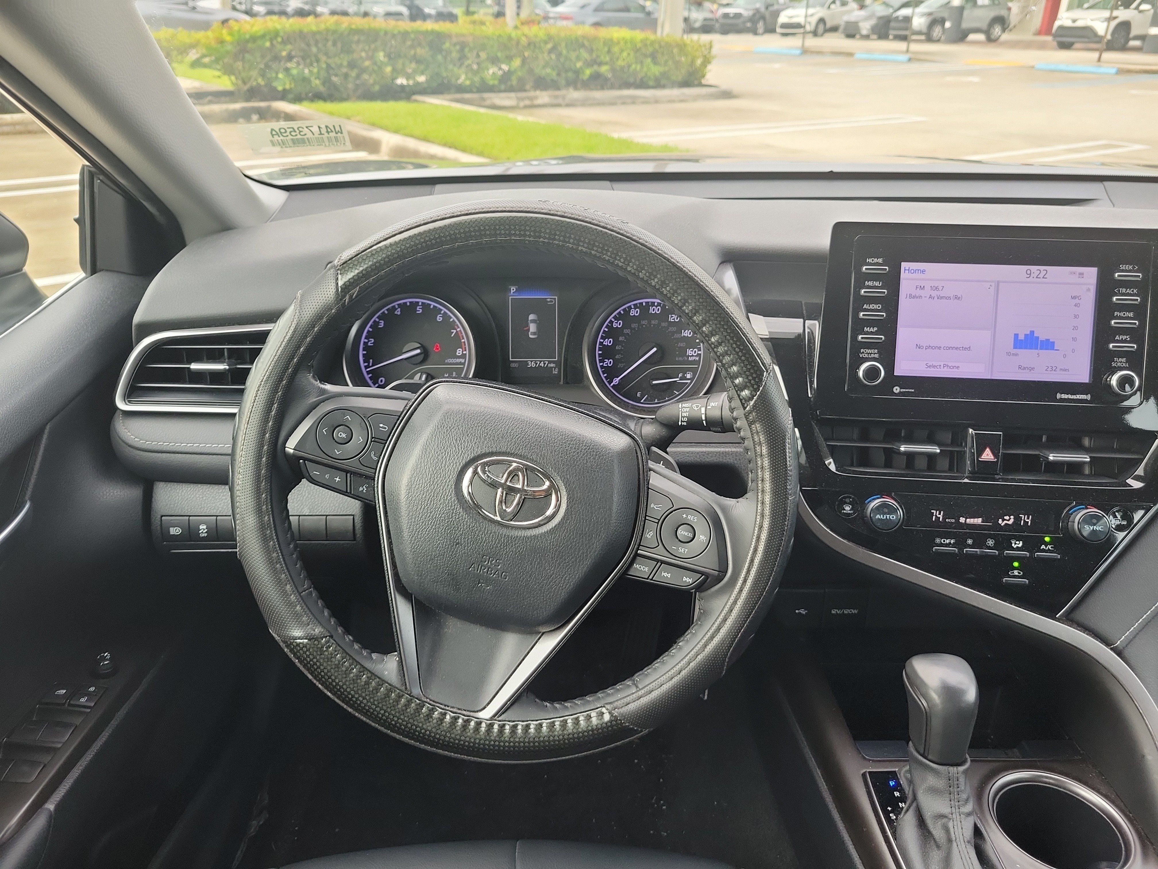 Used 2023 Toyota Camry SE FWD image 16