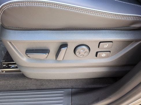 New 2026 INFINITI QX80 4WD image 21