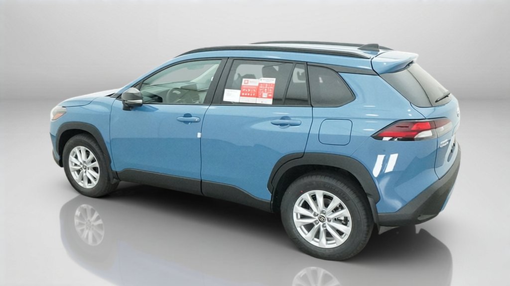 New 2026 Toyota Corolla Cross LE w/ Moonroof Package FWD image 15