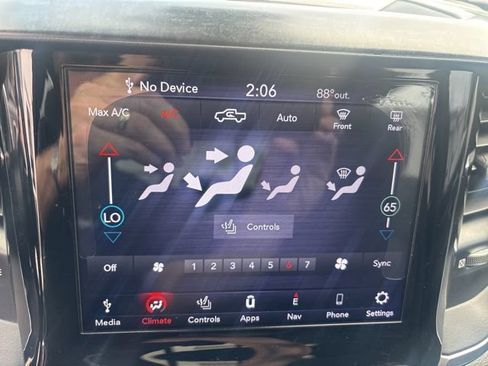Used 2020 RAM 1500 Big Horn AWD/4WD image 16