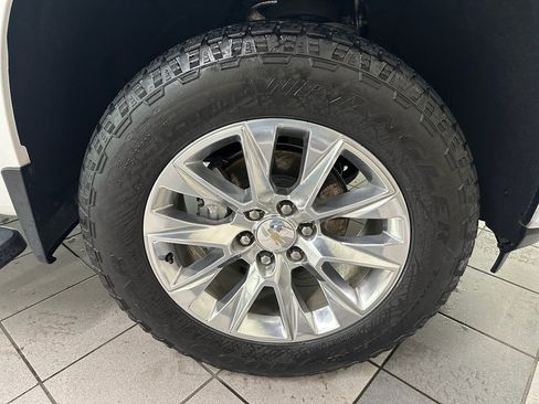 Certified 2021 Chevrolet Silverado 1500 LTZ w/ LTZ Premium Package image 17