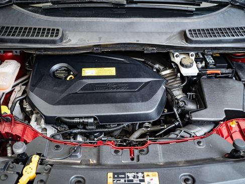 Used 2016 Ford Escape Titanium image 34