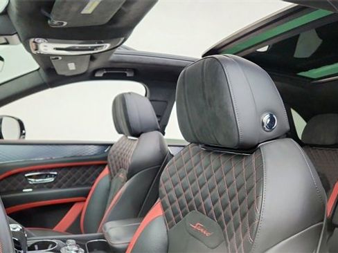 Used 2022 Bentley Bentayga Speed image 31