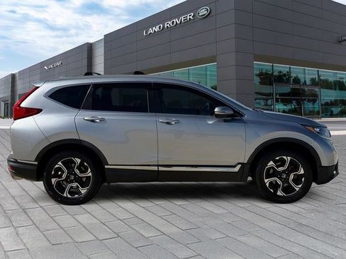 Used 2018 Honda CR-V Touring image 6