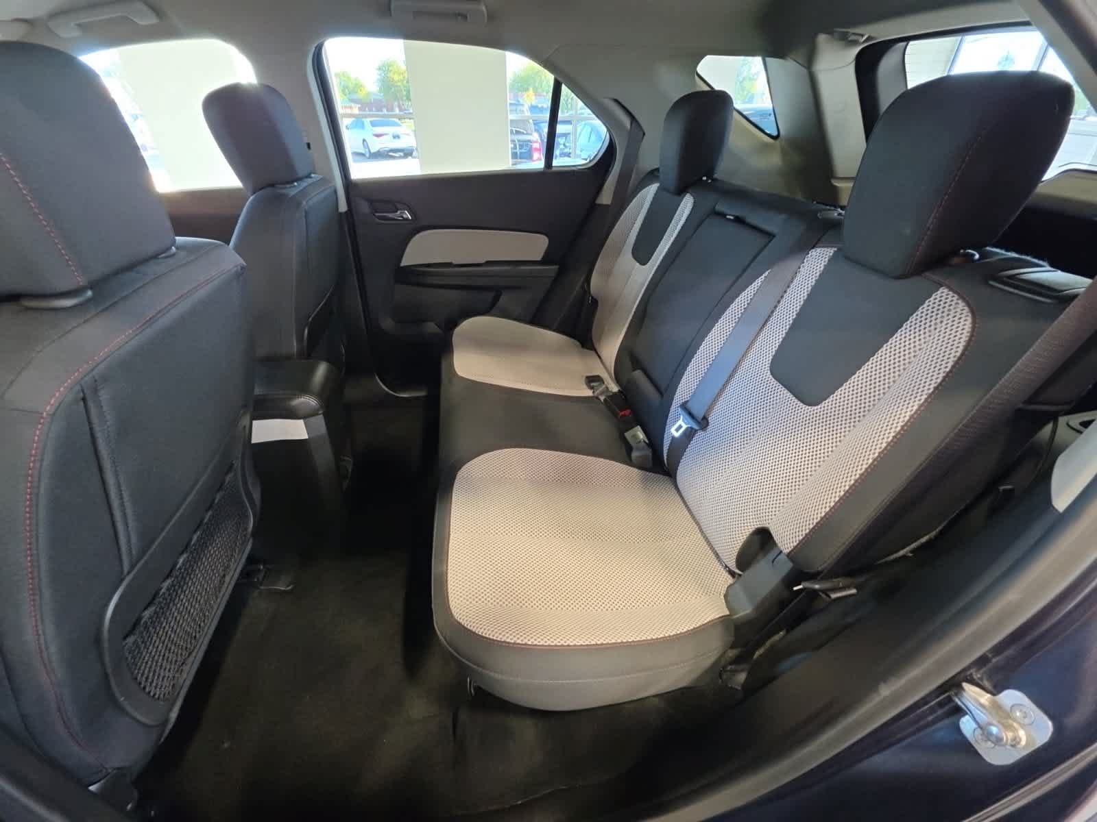 Used 2017 Chevrolet Equinox LT w/ Convenience Package AWD/4WD image 28