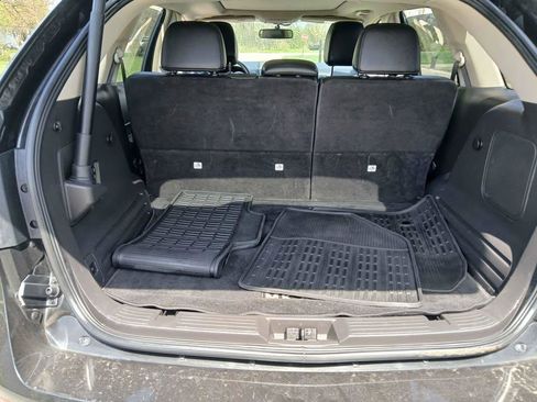 Used 2013 Lincoln MKX AWD image 16