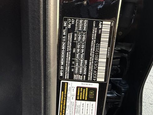 Used 2018 Mercedes-Benz GLS 550 4MATIC image 34