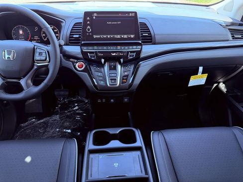 New 2026 Honda Odyssey Elite image 13