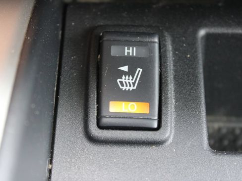 Used 2021 Nissan Titan SV w/ SV Convenience Package AWD/4WD image 49