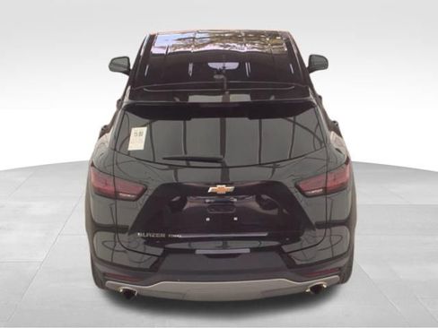 Used 2025 Chevrolet Blazer LT image 4