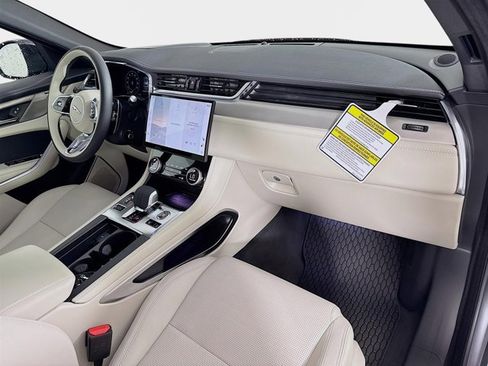 New 2026 Jaguar F-PACE R-Dynamic S image 29