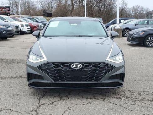 Used 2022 Hyundai Sonata Limited image 2