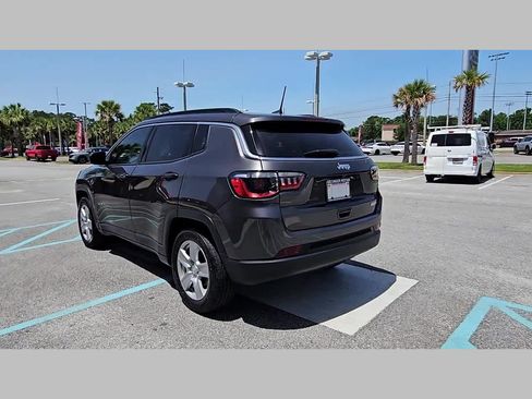 Used 2022 Jeep Compass Latitude image 26