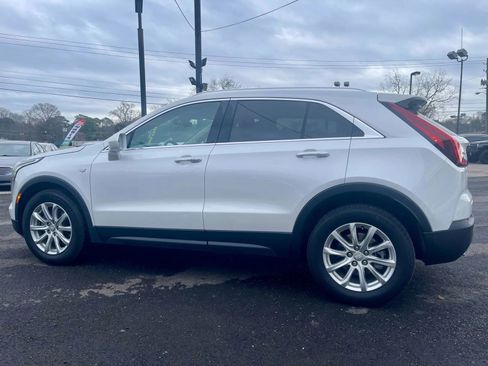 Used 2020 Cadillac XT4 Luxury w/ Cold Weather Package image 4