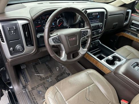 Used 2017 GMC Sierra 1500 SLT image 2