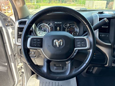 Used 2019 RAM 2500 Big Horn image 16