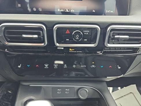 New 2026 Nissan Sentra SR w/ SR Premium Package FWD image 27