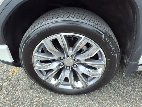 Used 2023 GMC Sierra 1500 Denali w/ Denali Reserve Package image 9