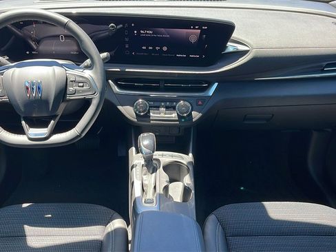 Used 2024 Buick Envista Preferred w/ Convenience I Package image 15