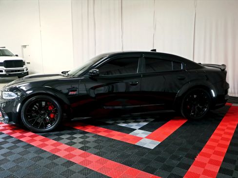 Used 2021 Dodge Charger Scat Pack RWD image 3