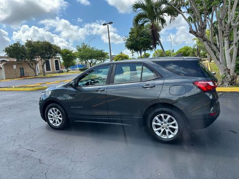 Used 2020 Chevrolet Equinox LS image 10