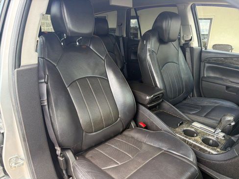 Used 2014 Buick Enclave Premium FWD image 21
