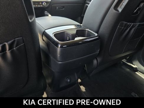 Certified 2024 Kia Telluride S w/ S Sunroof Package AWD/4WD image 15