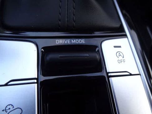 Used 2025 Hyundai Tucson SEL image 17