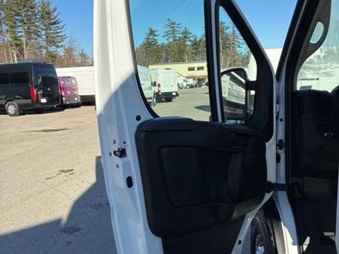 Used 2023 RAM ProMaster 2500 FWD image 24