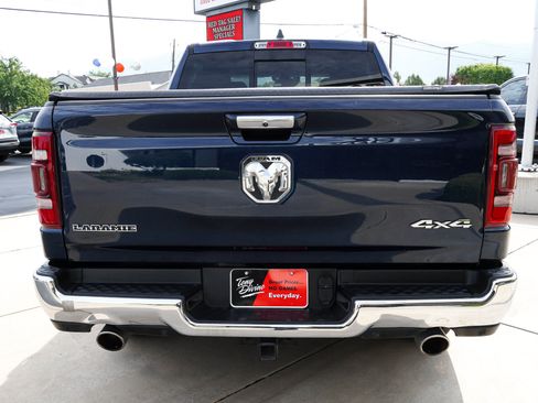 Used 2022 RAM 1500 Laramie AWD/4WD image 7