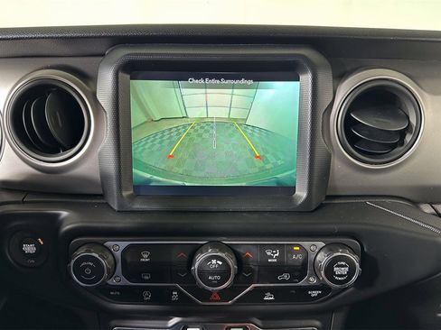 Used 2021 Jeep Wrangler Unlimited Sport image 13