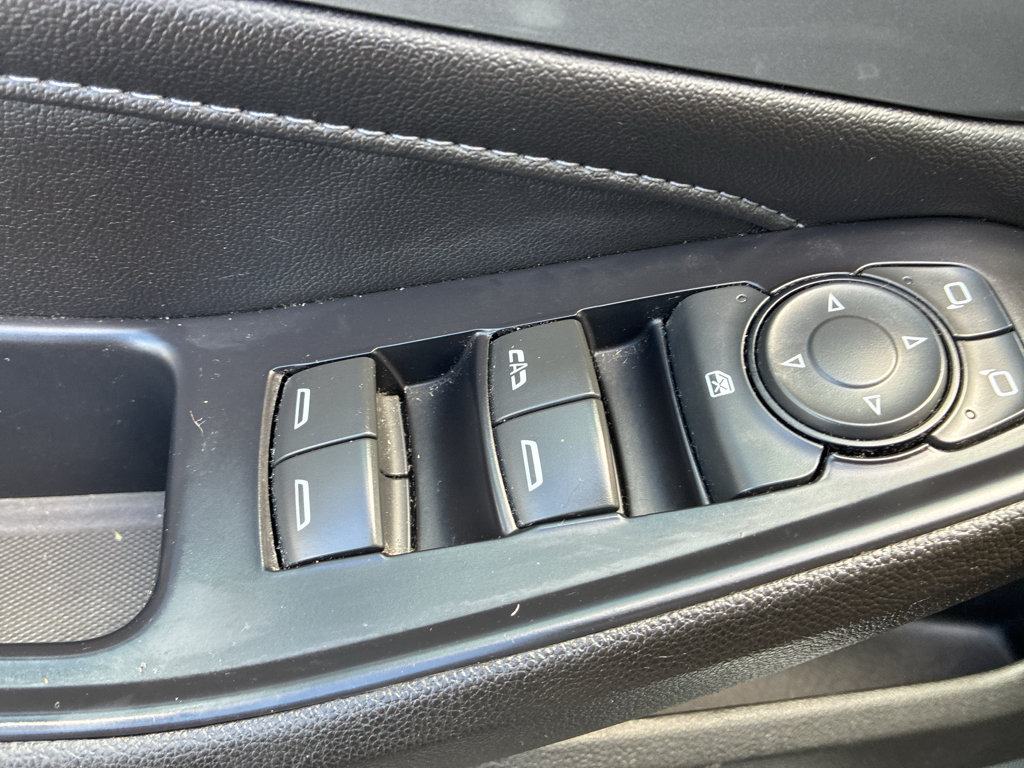 Used 2022 Chevrolet Traverse LT AWD/4WD image 21