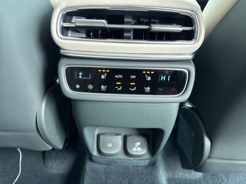 New 2026 Genesis GV80 3.5T e-SC image 16