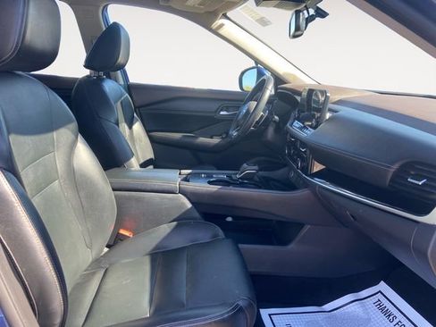 Used 2023 Nissan Rogue SL w/ SL Premium Package image 14