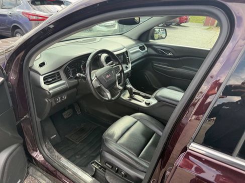 Used 2017 GMC Acadia SLT AWD/4WD image 8