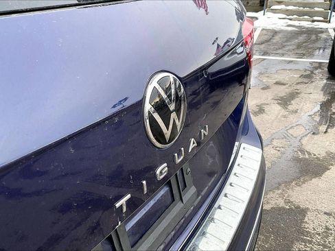 Used 2022 Volkswagen Tiguan SEL R-Line image 28