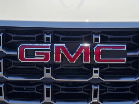 New 2026 GMC Canyon AT4 AWD/4WD image 31