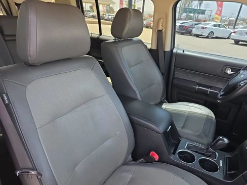 Used 2017 Ford Flex SEL w/ Equipment Group 202A FWD image 12