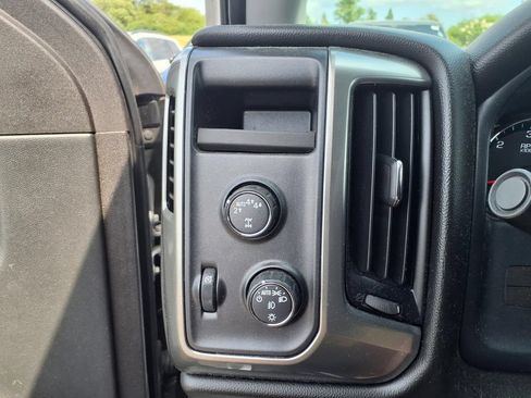 Used 2018 Chevrolet Silverado 1500 LT w/ All Star Edition AWD/4WD image 14