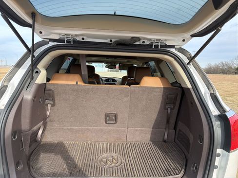 Used 2016 Buick Enclave Premium w/ Experience Buick Package image 9
