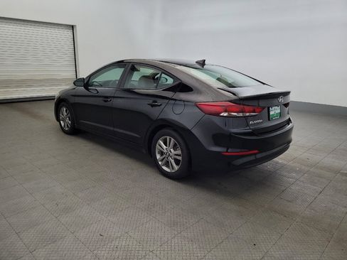 Used 2018 Hyundai Elantra SEL w/ Cargo Package FWD image 3
