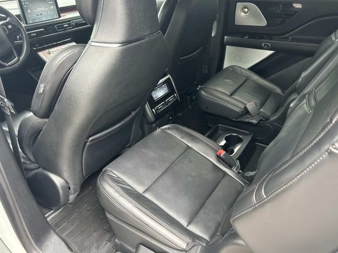 Used 2021 Lincoln Aviator Reserve AWD/4WD image 20